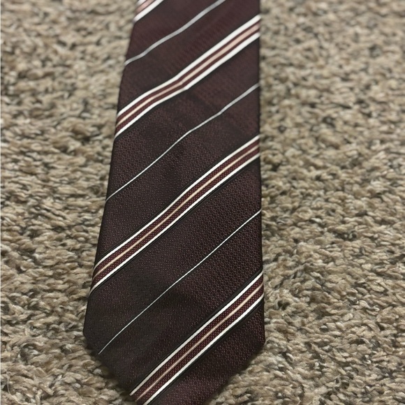 Ermenegildo Zegna Brown Striped Tie - Picture 2 of 5